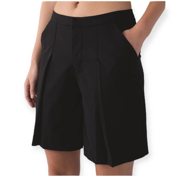 lululemon athletica Pants - Lululemon Womens Long Story Short Size 12 Black Pleated Pockets 9" Inseam Golf